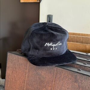 Metropolitan USA Black Cap